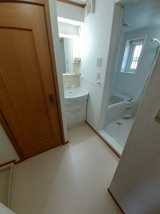 物件内観写真6　(洗面)