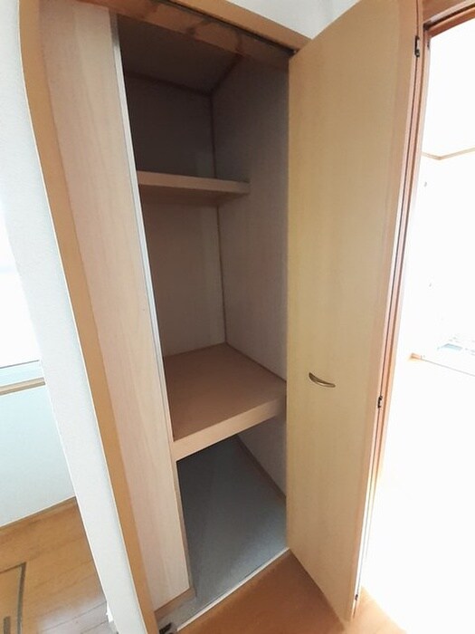 物件内観写真9　(収納)