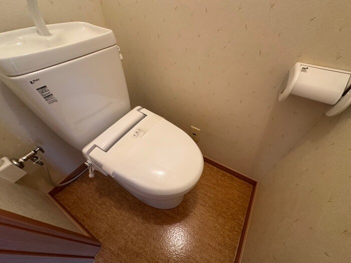 物件内観写真15　(トイレ)