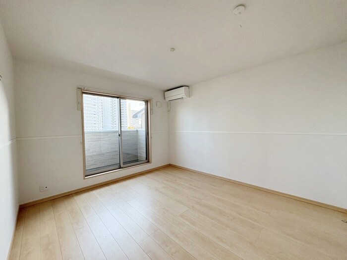 物件内観写真19　(居室)