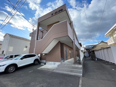 ラボーテ栄外観写真