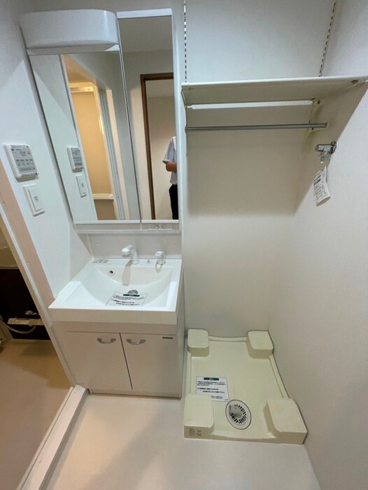 物件内観写真11　(洗面)