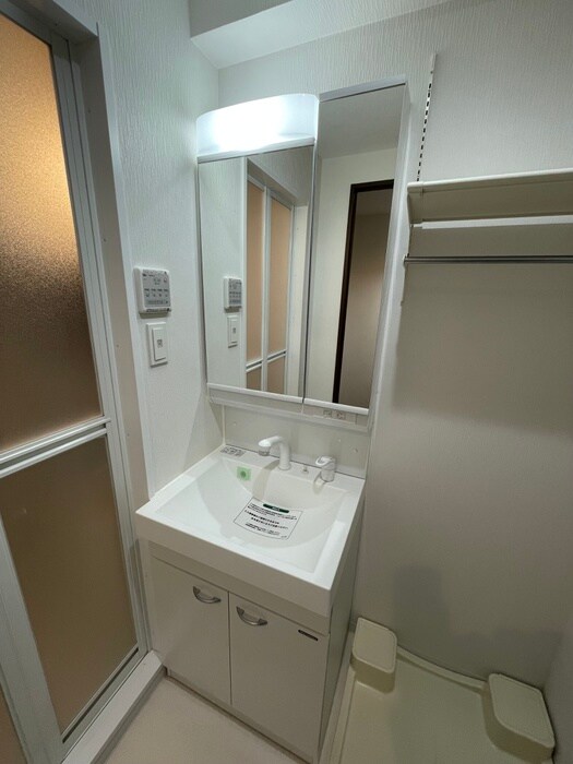 物件内観写真13　(洗面)