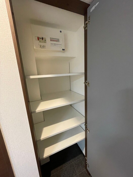 物件内観写真15　(靴箱)
