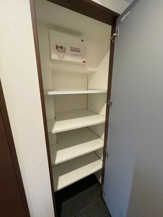物件内観写真16　(靴箱)