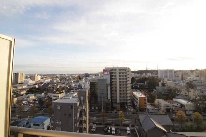 物件内観写真18　(室内からの展望)