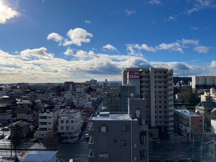 物件内観写真19　(室内からの展望)