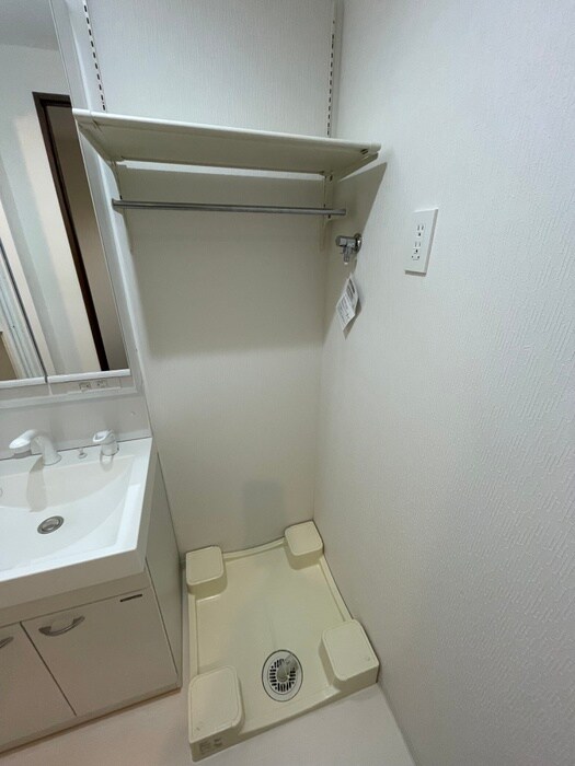 物件内観写真21　(洗濯機置場)