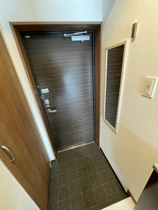 物件内観写真21　(玄関)
