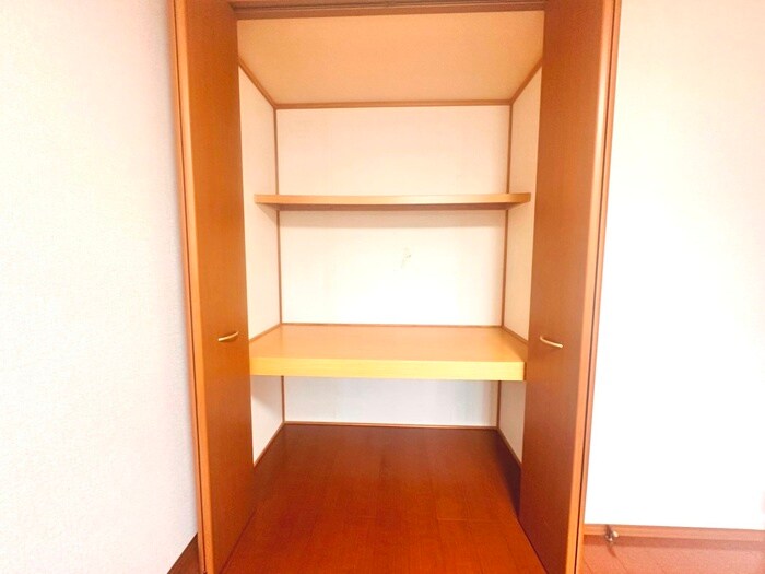 物件内観写真10　(収納)