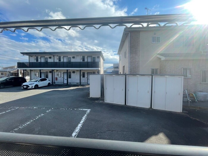 物件内観写真22　(室内からの展望)