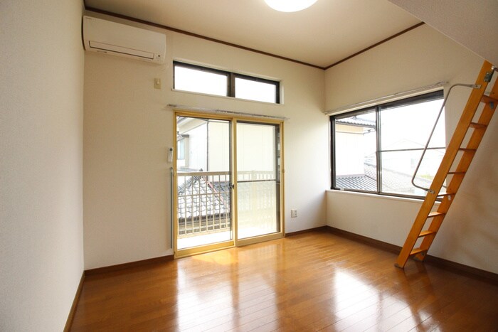 物件内観写真7　(居室)