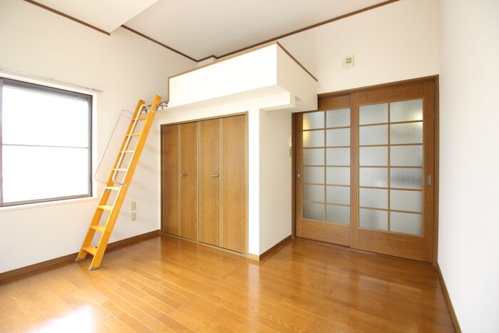 物件内観写真8　(居室)