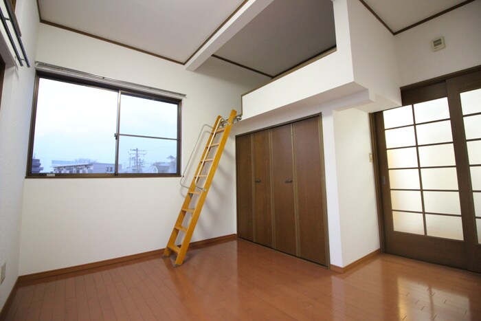 物件内観写真10　(居室)