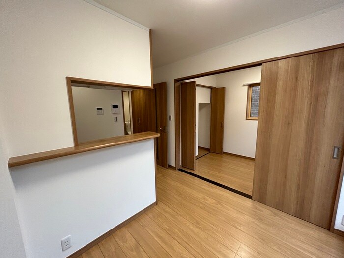 物件内観写真7　(居室)