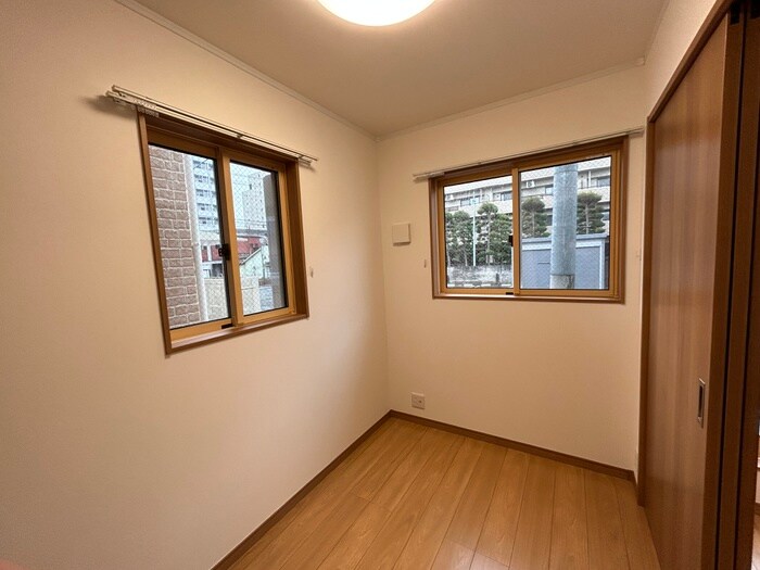 物件内観写真9　(居室)