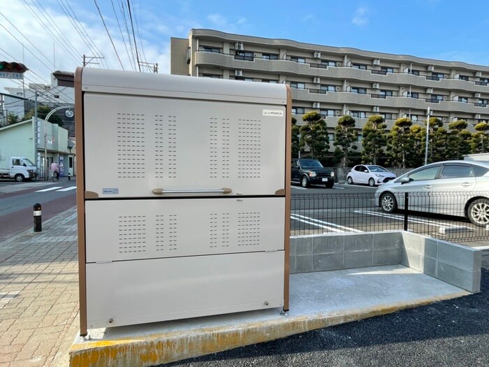 物件外観写真4　(建物設備)