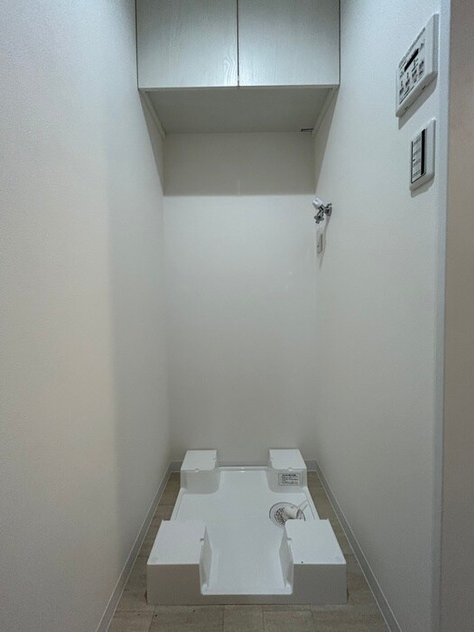 物件内観写真15　(洗濯機置場)