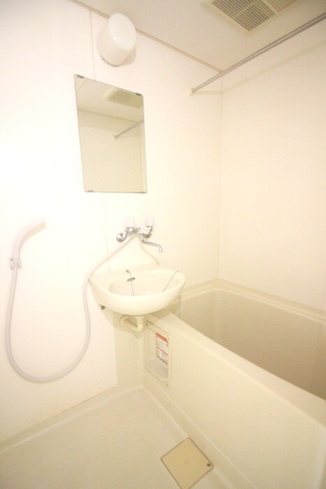 物件内観写真9　(バス／シャワールーム等)