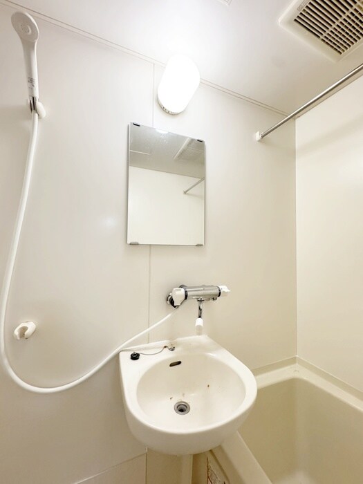 物件内観写真11　(洗面)