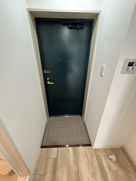 物件内観写真19　(玄関)