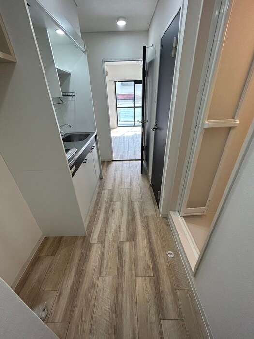 物件内観写真20　(廊下)