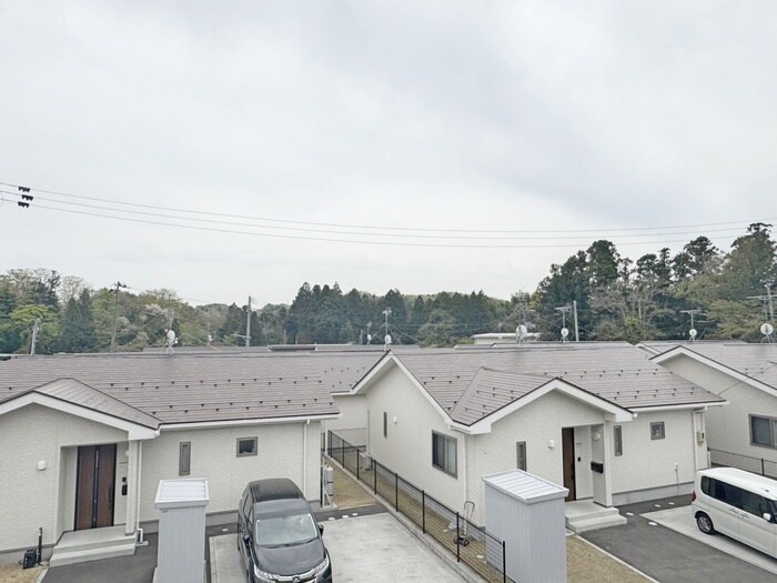 物件内観写真15　(室内からの展望)