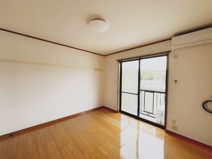 物件内観写真18　(居室)