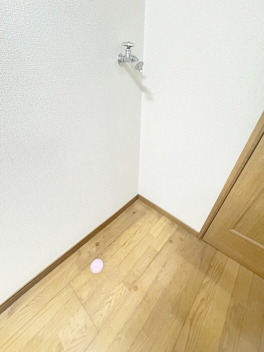 物件内観写真20　(洗濯機置場)