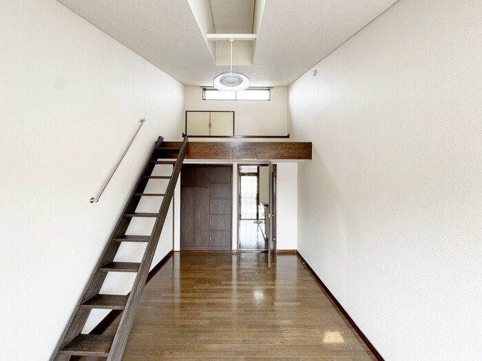 物件内観写真7　(居室)