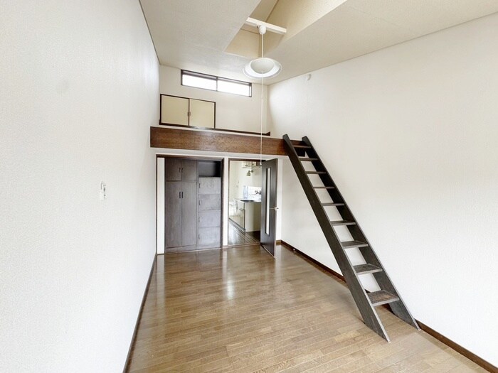 物件内観写真7　(居室)