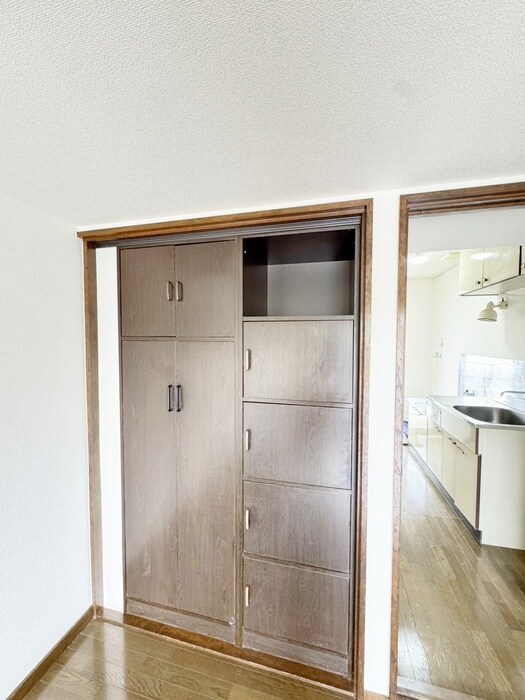 物件内観写真13　(収納)