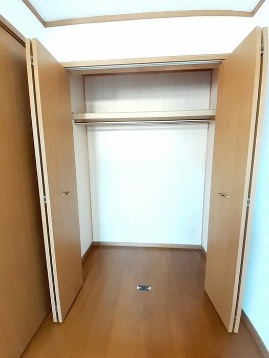 物件内観写真13　(収納)