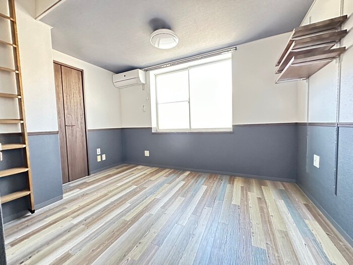 物件内観写真8　(居室)