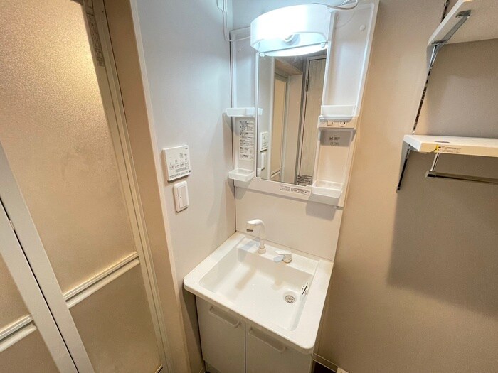 物件内観写真12　(洗面)