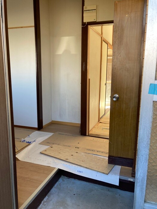 物件内観写真18　(廊下)