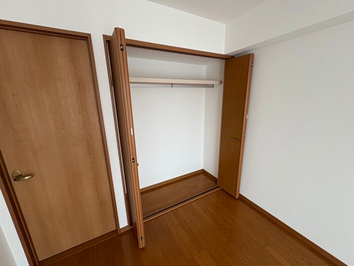 物件内観写真10　(収納)