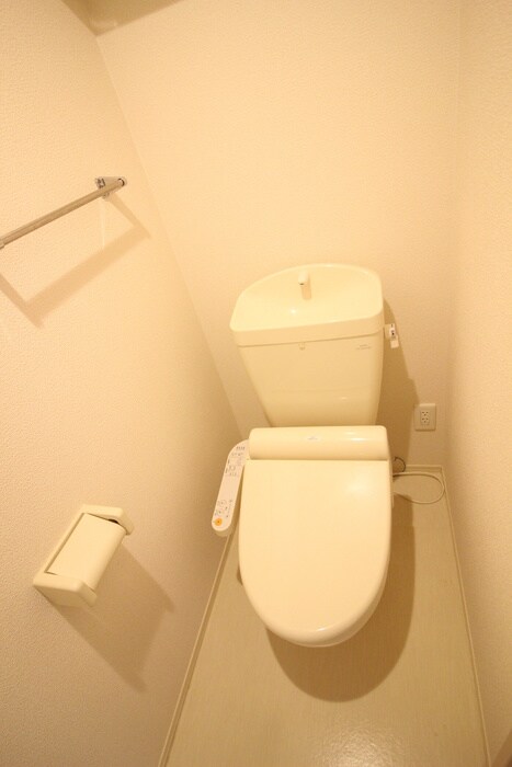 物件内観写真12　(トイレ)