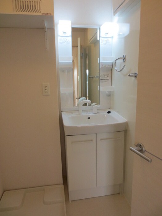 物件内観写真12　(洗面)
