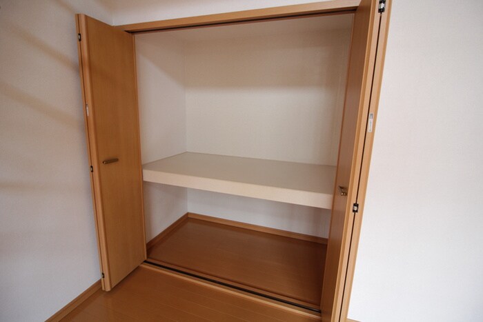 物件内観写真10　(収納)
