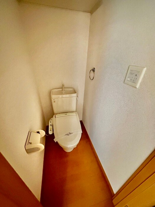 物件内観写真16　(トイレ)