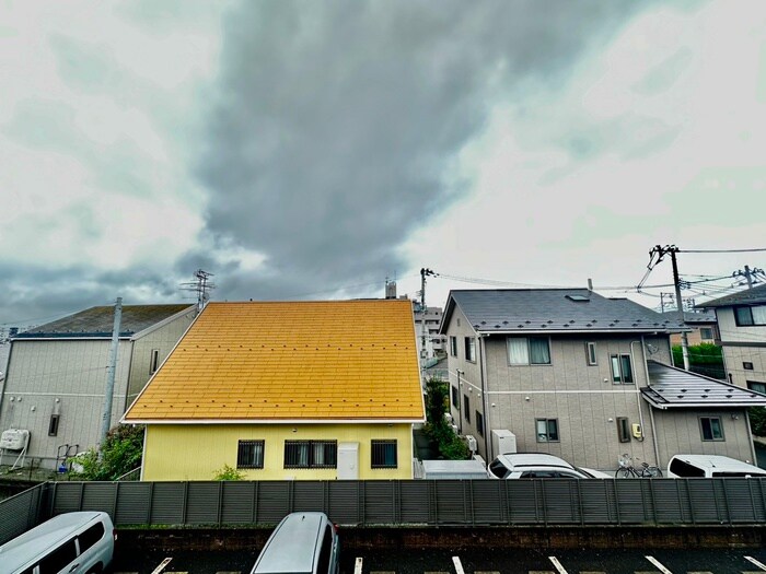 物件内観写真22　(室内からの展望)