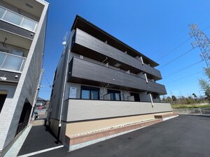 ヘルツ・アス外観写真