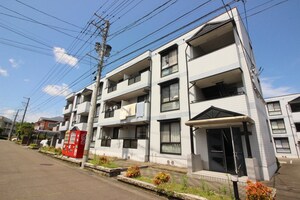 ロイヤルハウス八乙女B外観写真