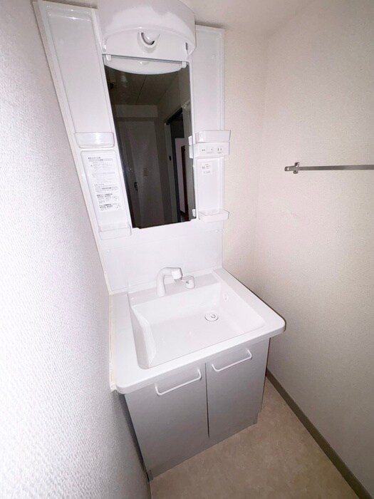 物件内観写真11　(洗面)