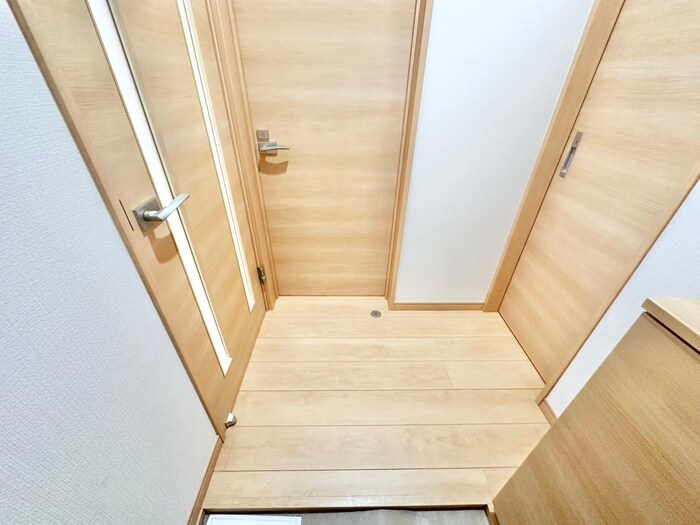 物件内観写真17　(廊下)