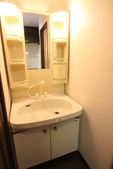 物件内観写真11　(洗面)