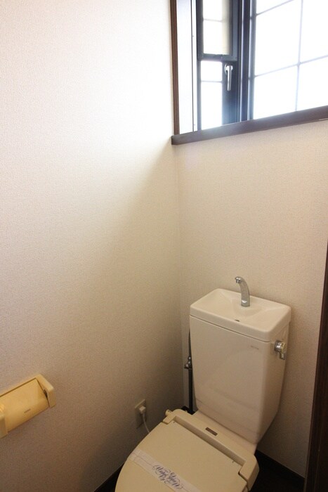 物件内観写真12　(トイレ)