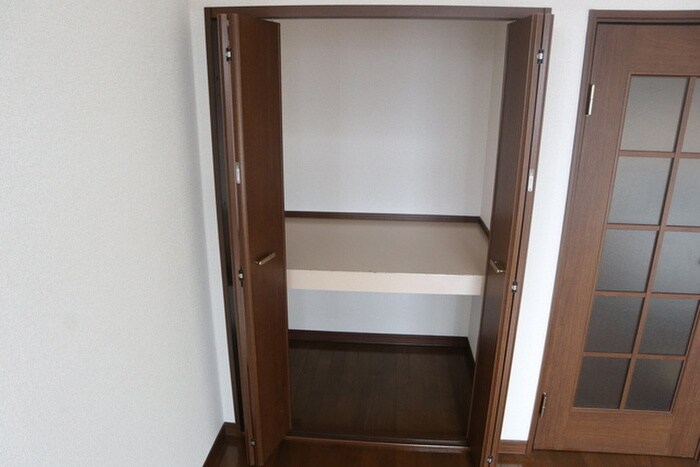 物件内観写真15　(収納)