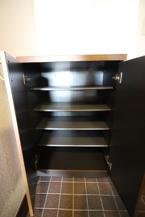 物件内観写真16　(靴箱)